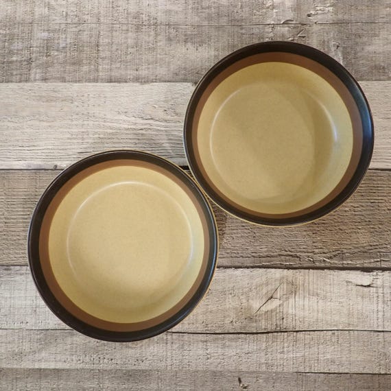 Vintage Arrowstone ZUNI MAIZE Fruit Bowl Set of 2 Bowls Mid Century Modern Tan Gold Brown Bands Kasuga Stoneware