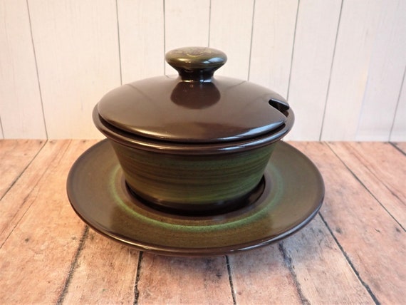 Vintage Franciscan MADEIRA Gravy Boat with Lid and Underplate Brown Stoneware with Green Band