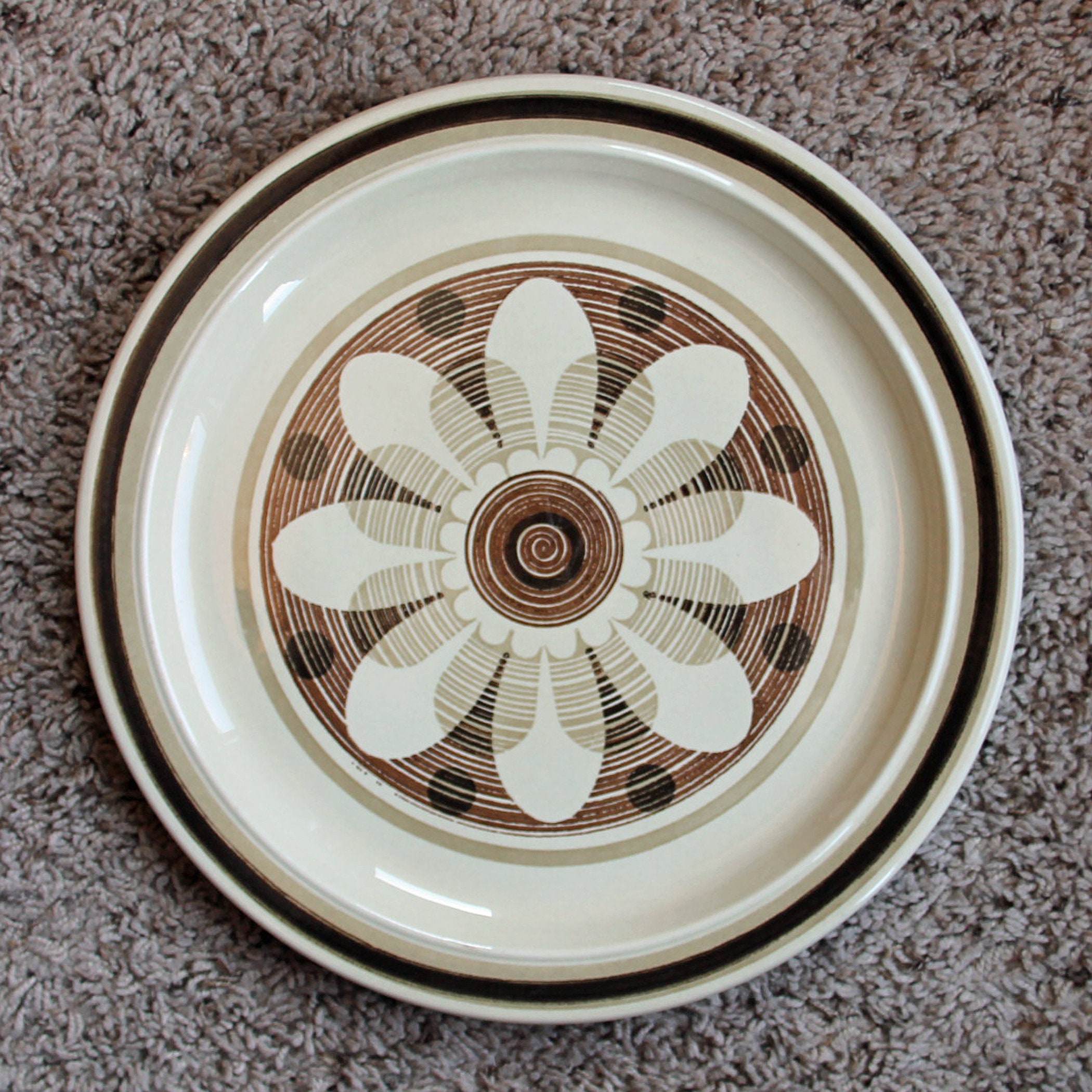 Vintage Royal China Chop Plate Serving Platter White Tan Brown Floral