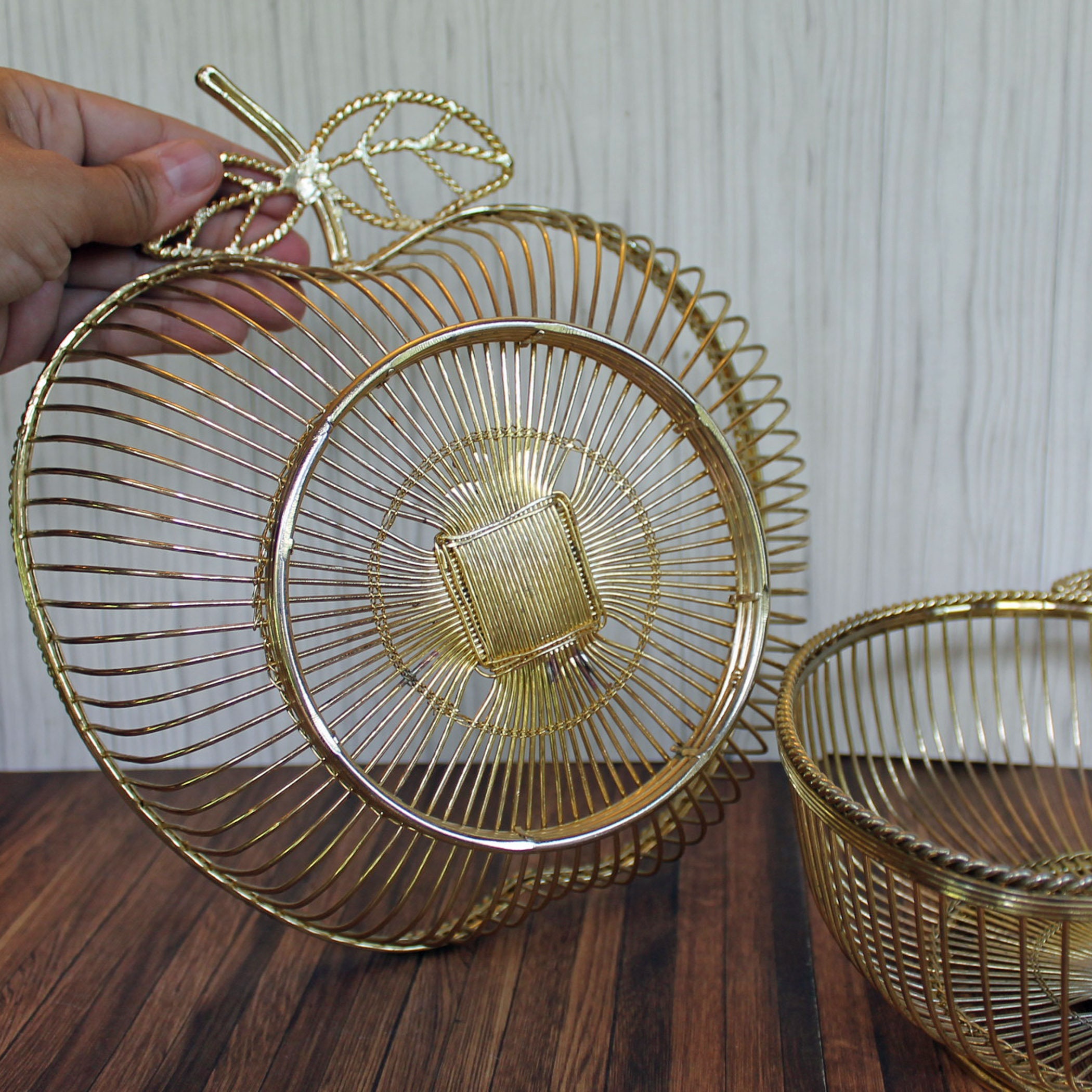Vintage Gold Metal Wire Apple Basket Bowls Set of 2 Apple Shaped Fruit Bowl Fall Harvest Decor