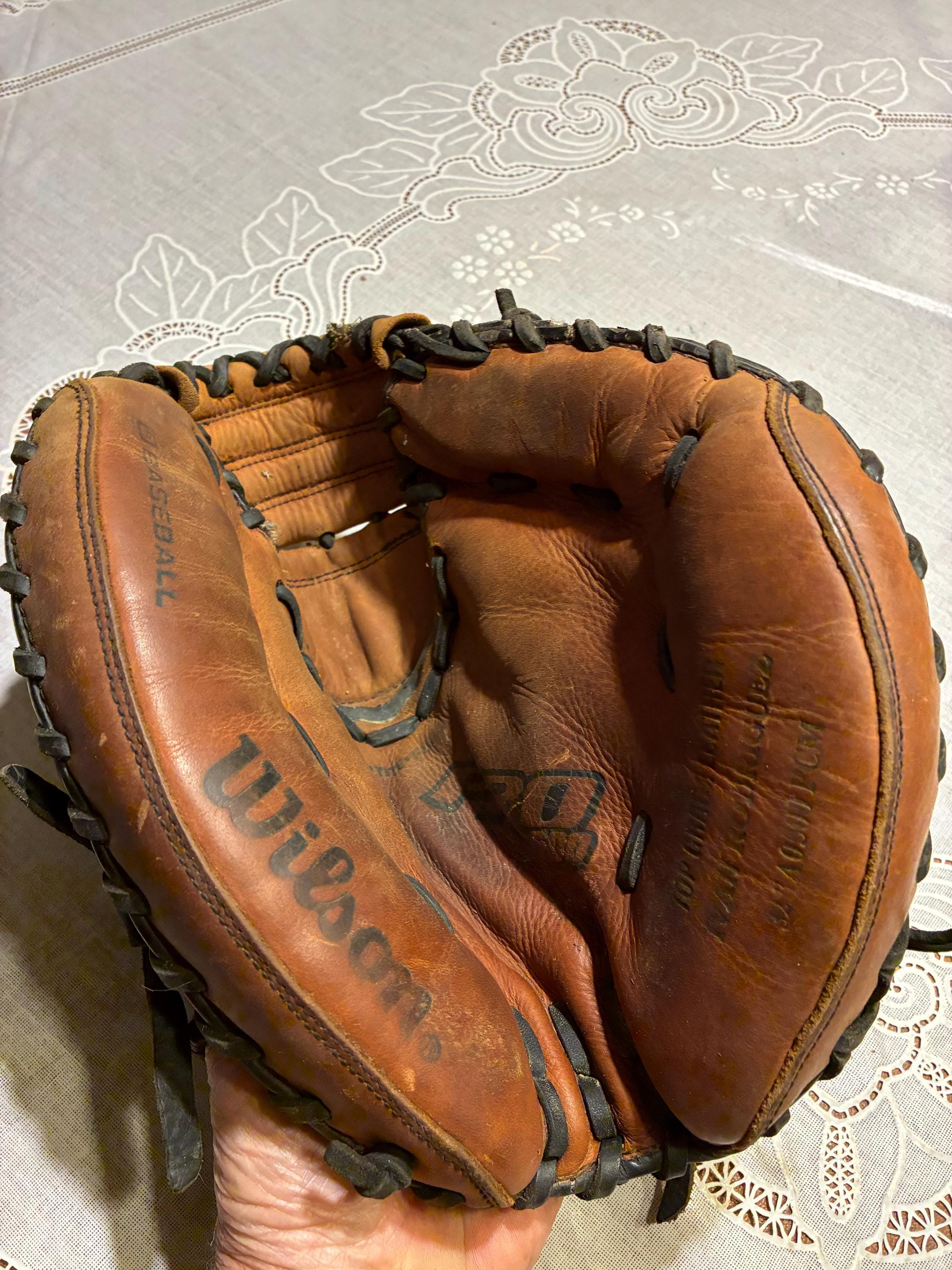 Wilson Baseball Mitt Australia
