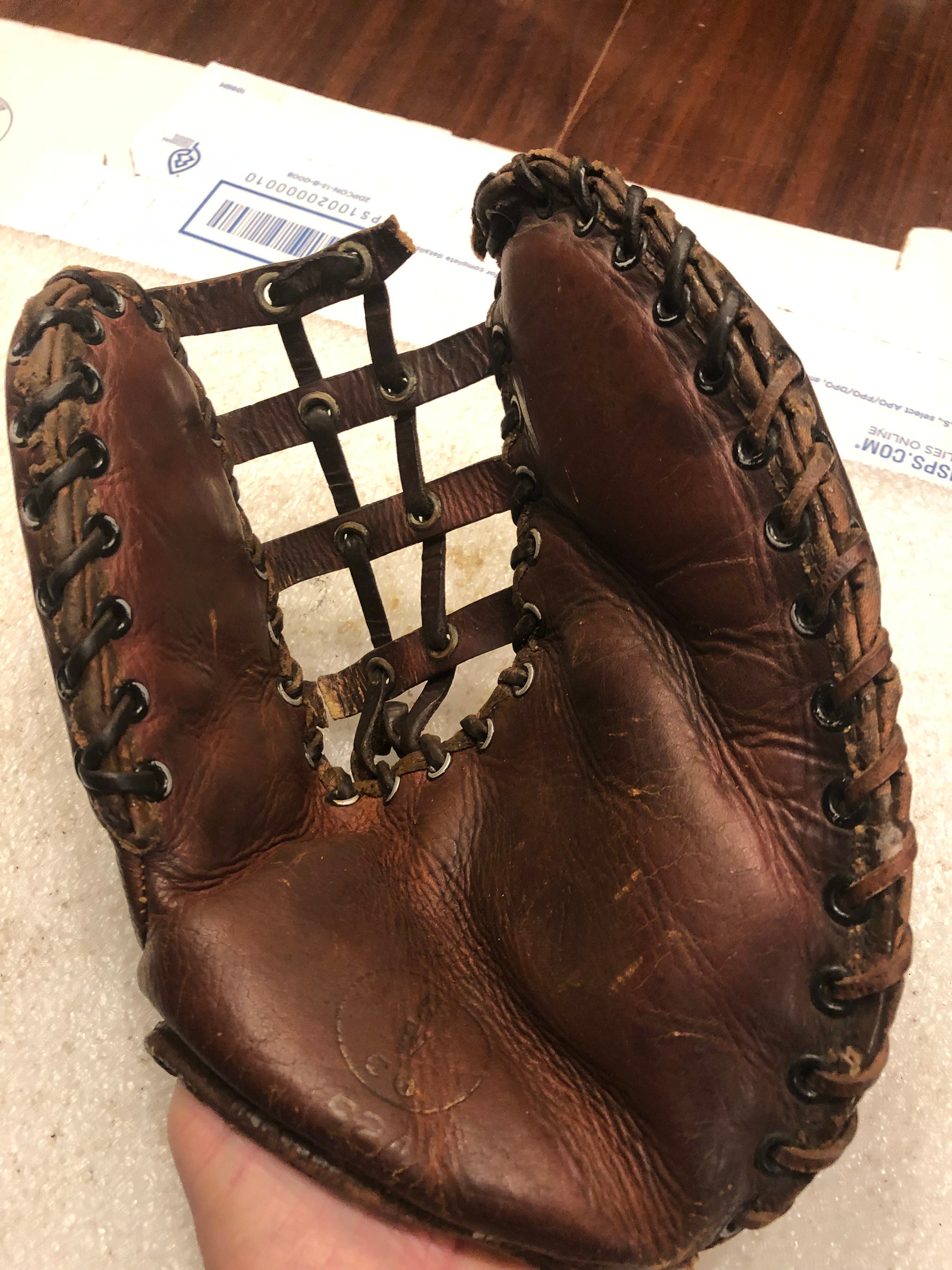 First Baseman Glove Size Chart