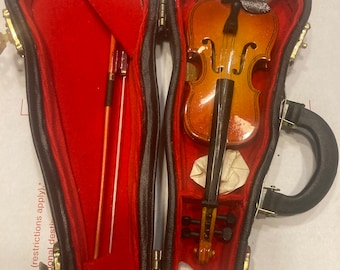 Vintage Mini Wooden 5 1/2" DECORATIVE VIOLIN and BOW Replica in Hard Black Case L@@K, Beautiful, L@@K!!
