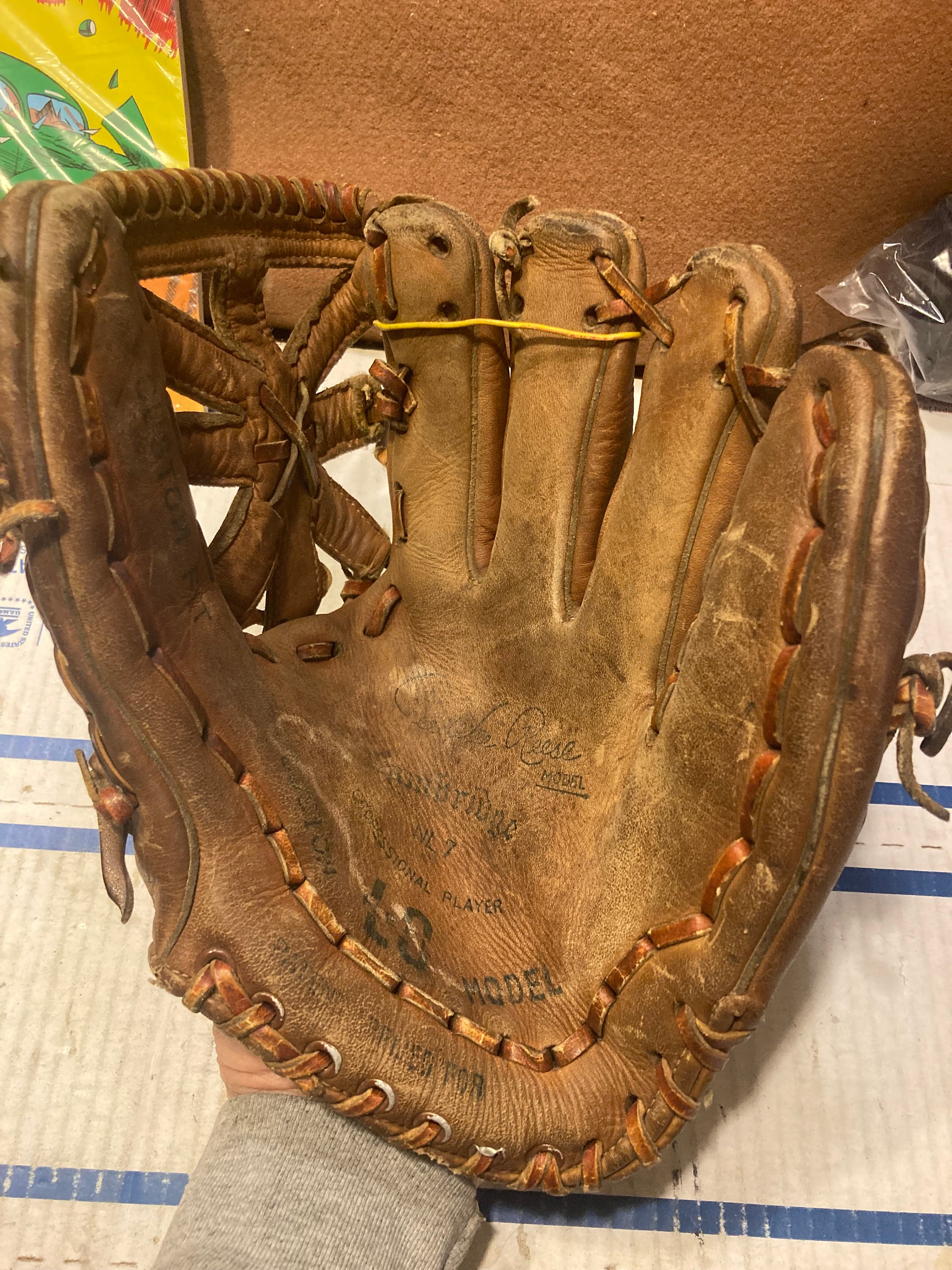 Very Old PEE Wee REESE (RHT) Brooklyn Dodgers, 1950's Baseball Glove #NL9  Nice L@@k, Very Good, Read!