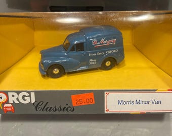 Corgi- Vintage Corgi Car - Morris Minor Traveller - Boxed