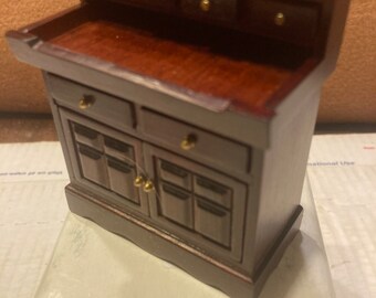 ヴィンテージ ドールハウス ミニチュア ダーク バーガンディ ドライ