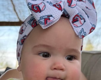 Your favorite team baby bows and head wraps