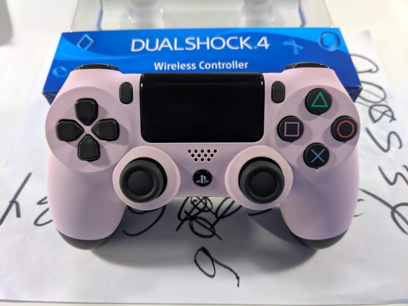 pink dualshock ps4 controller