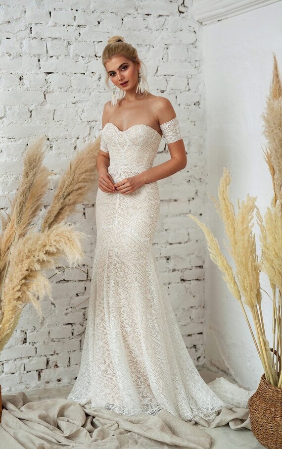 Vintage Lace Wedding Dress Fit And Flare Wedding Dress Etsy