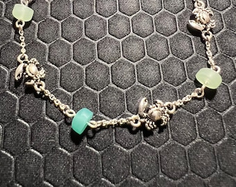 Crab Anklet with Aqua Sea Glass Made of Sterling Silver