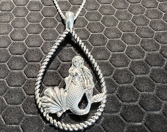 Mermaid and Seashell Necklace Made of Sterling Silver