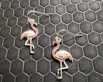 Flamingo Ohrringe mit rosa Kristallen aus Sterling Silber