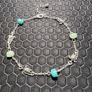 Turtle Anklet with Aqua Sea Glass Made of Sterling Silver