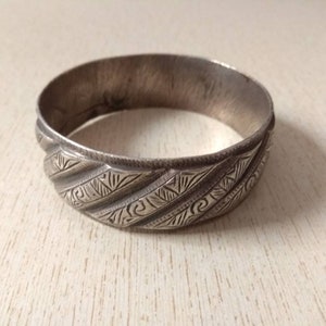 Antikes Berber Armband: Marokkanischer Tribalschmuck, Datiert 1914