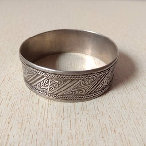 Antikes Silber Berber Armband aus Marokko, Berber Armbänder, marokkanischer Schmuck