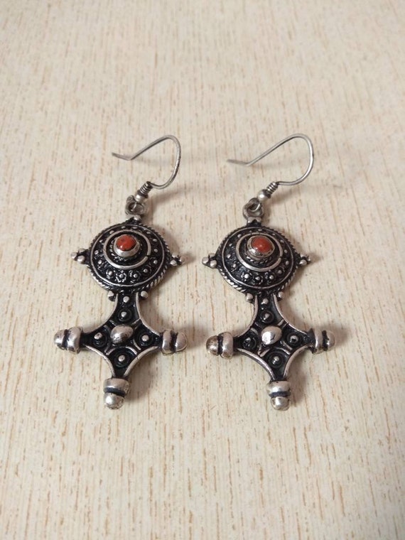 Moroccan Silver Southern Cross Earrings with Cora… - image 4