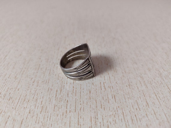 Antique Silver Berber Ring from Morocco, Size US … - image 4