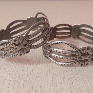 Paar antikes Silber Berber Armband aus Marokko, Berber Armbänder, marokkanischer Schmuck