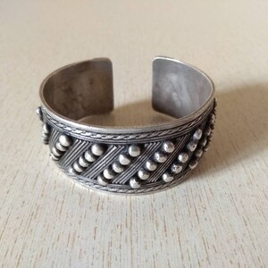 Handgefertigtes marokkanisches Berber Silber Armband mit Granulation