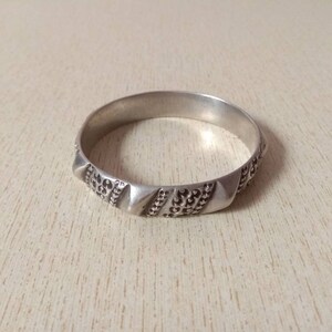 Antiker Silber Berber Armreif aus Marokko, Berber Armreifen, Marokkanischer Schmuck