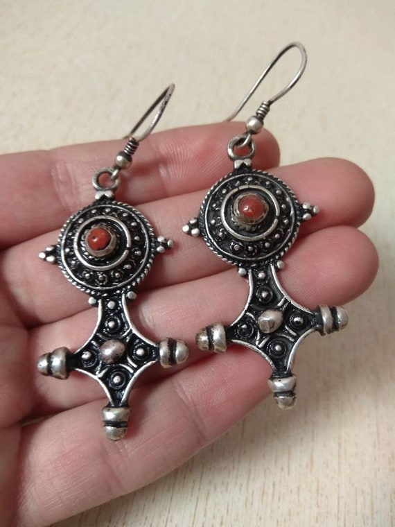 Moroccan Silver Southern Cross Earrings with Cora… - image 8