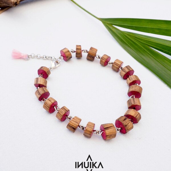 Bracelet en bois//Bracelet Natural " Pink"//perles//bois//bracelet pompons//bracelet original//nature//bohème