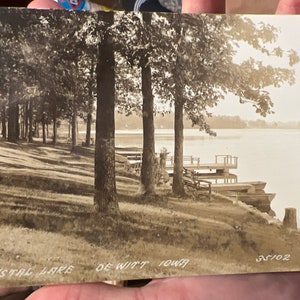 Wunderschöne antike RPOC Echt foto Postkarte von Crystal Lake at De Witt, Iowa