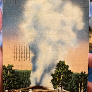 Antike Leinen Postkarte von Old Faithful Geyser im Yellowstone National Park
