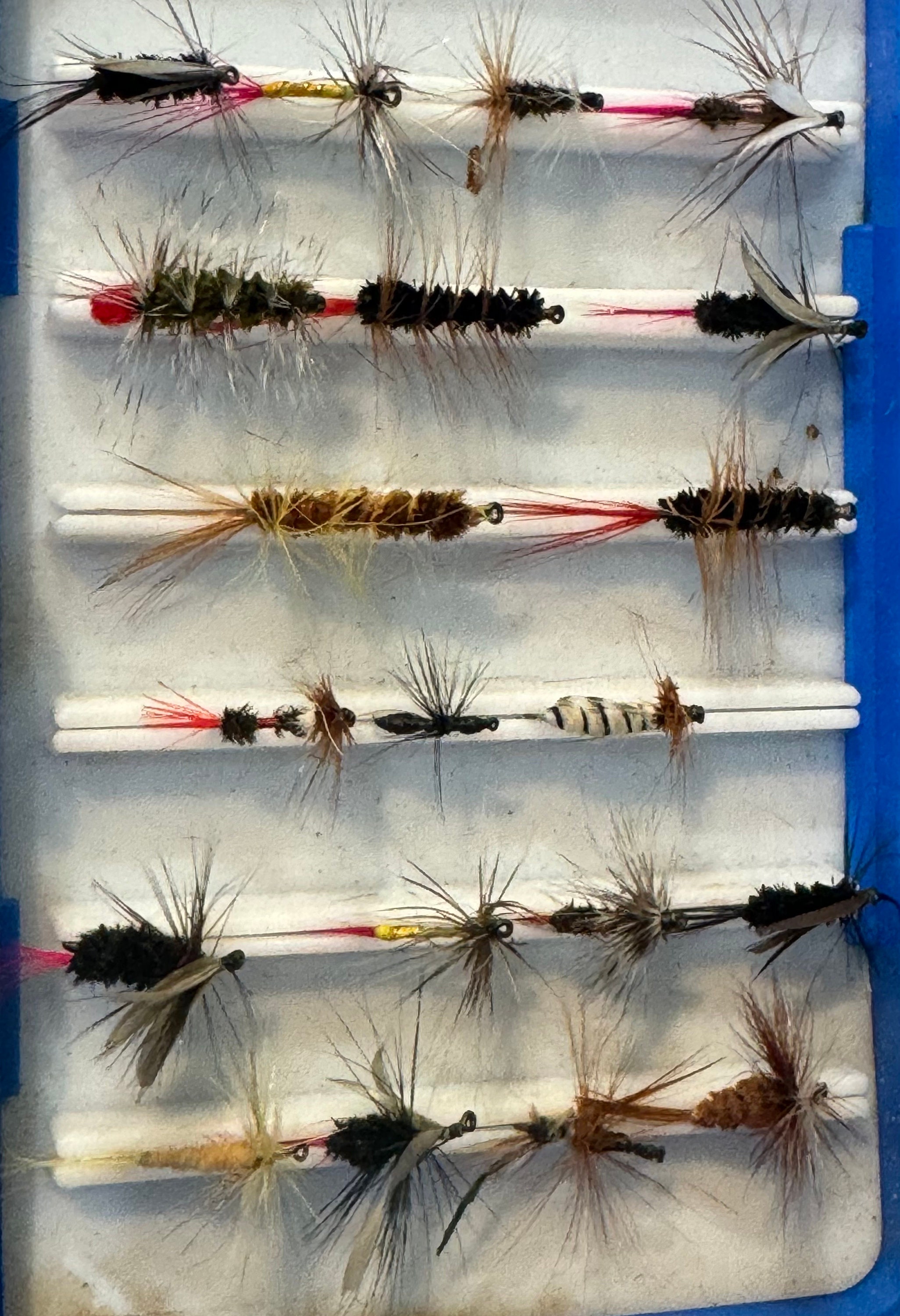 Lot De 31 Mouches De Pêche à La Mouche Vintage - Assortiment Pour Eau Douce