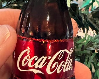 Älskling helt ny gammaldags jul Coca-Cola-flaska glasprydnad