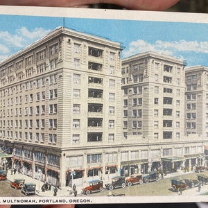 Belle carte postale colorisée antique de l’Hôtel Multnomah à Portland, Oregon