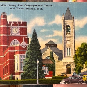 Schöne antike Leinen Postkarte der Öffentlichen Bibliothek, Erste Kongregationskirche und Taverne in Nashua, New Hampshire
