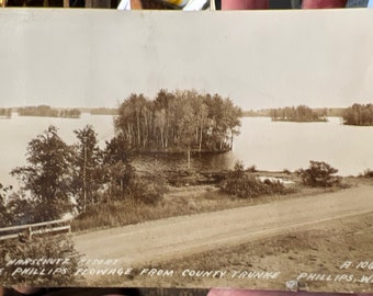 Beautiful Antique RPPC Real Photo Postcard of Harschutz Resort, The Phillips Flowage from County Trunke, Phillips, Wisconsin