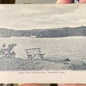 Wspaniała zabytkowa pocztówka przedstawiająca jezioro Crystal Lake w Lakeview Park w Middletown w stanie Connecticut