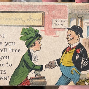 Cartão postal vitoriano colorido antigo e divertido de Warren, Indiana, de homens e mulheres na estação de trem