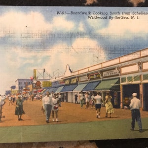 Cartão postal vintage fabuloso do calçadão da Schellenger Avenue Wildwood by the Sea em Nova Jersey