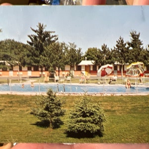 Fantastique antique RPPC Real Photo Carte postale de Hilltop Motel à Wisconsin Dells, Wisconsin