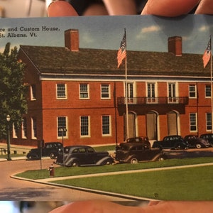 Lindo cartão postal de linho antigo dos Correios e Alfândega em St. Albans, Vermont