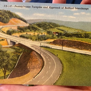 Schöne antike Leinen Postkarte von Pennsylvania Turnpike und Approach of Bedford Interchange