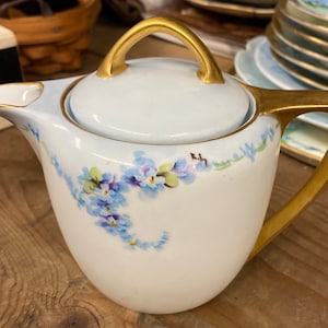 STUNNING The Buchanan Studio Handpainted Antique Porcelain Creamer with Blue & Purple Flowers forget me nots