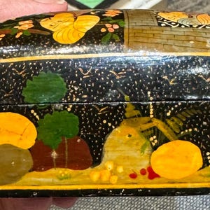 Beautiful Handpainted Kashmir Wooden Lacquered Box