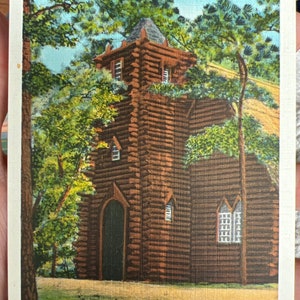 Schöne Antike Leinen Postkarte von Little Chapel auf Fort Raleigh Reservation auf Roanoke Island, North Carolina