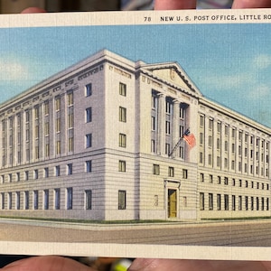 Hermosa postal de lino antiguo de la nueva oficina de correos de los Estados Unidos en Little Rock, Arkansas