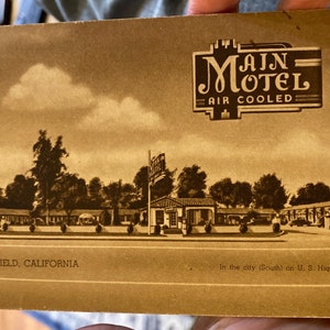 Carte postale antique fraîche de sépia de linge antique du motel principal à Bakersfield, La Californie 1950