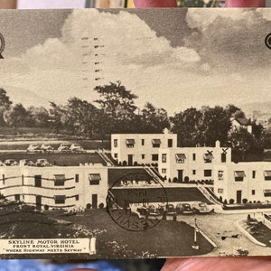Ancienne RPPC Real Photo Carte Postale de Skyline Motor Hotel à Front Royal, Virginie