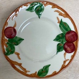 Beautiful Set of 7 Antique Vintage 1940s Franciscan Ware 6-1/4” Bread Plate