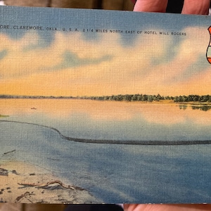 Antike Leinen Postkarte vom Lake Claremore, Oklahoma Hotel Will Rogers