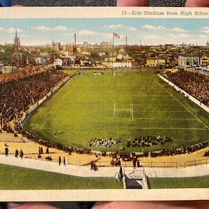 Lindo cartão postal de linho antigo do Erie Stadium da High School em Erie, Pensilvânia