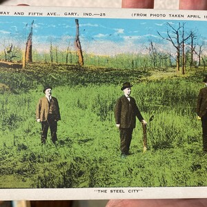 Lindo cartão postal colorido antigo da Broadway e da Quinta Avenida em Gary, Indiana, de 1906