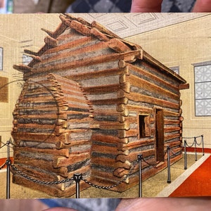 Wunderschöne Antike Leinen Postkarte von Lincoln Cabin, Geburtsort von Abraham Lincoln, Kentucky